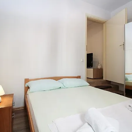 Fuer 2 Personen Ca 36 Qm In Pula, Istrien Istrische Riviera Apartment *